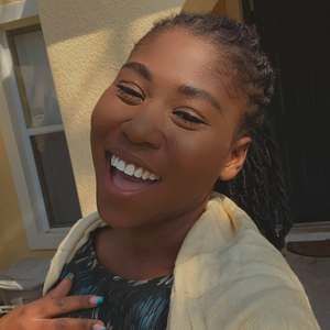 Meet your Posher, Sarah-lee